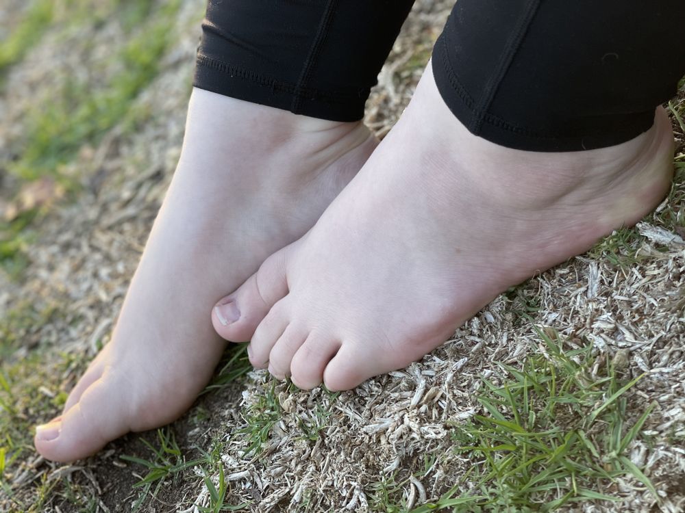 lovelilyfeet OnlyFans profile picture
