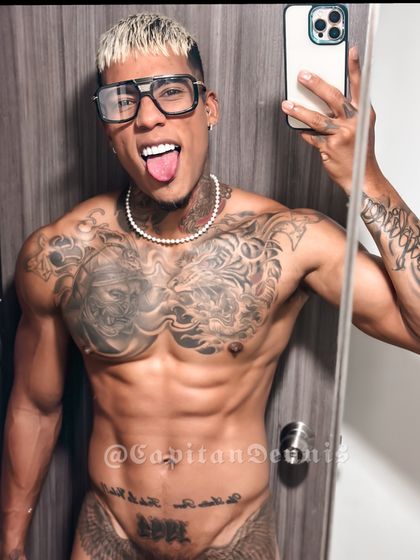 capitandennis OnlyFans picture