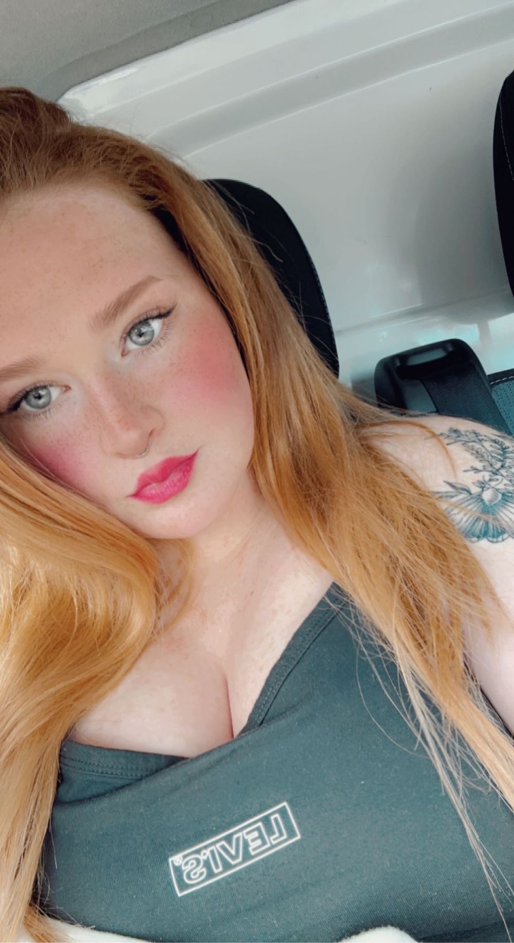 curvyf1vixen OnlyFans profile picture