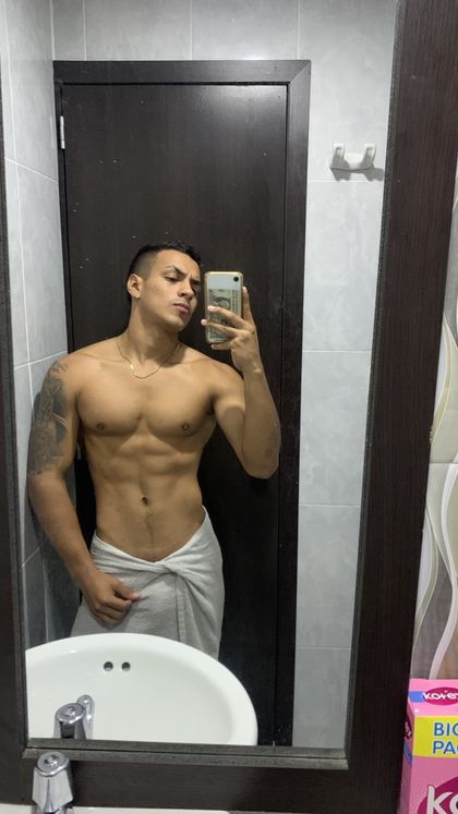 sebastiansixnine OnlyFans picture