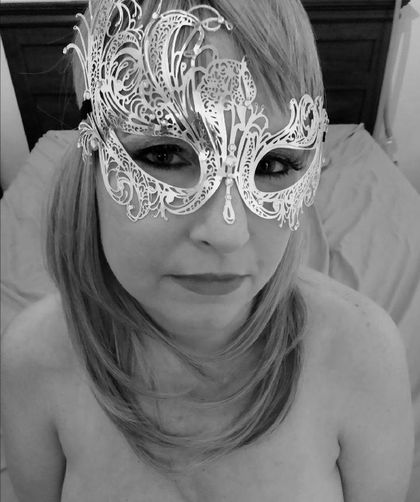 naughtynaughtyia OnlyFans picture