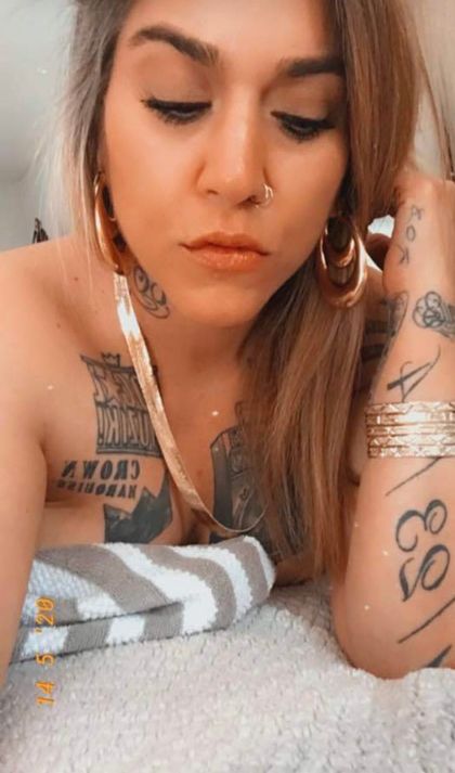 saphiaswang OnlyFans picture