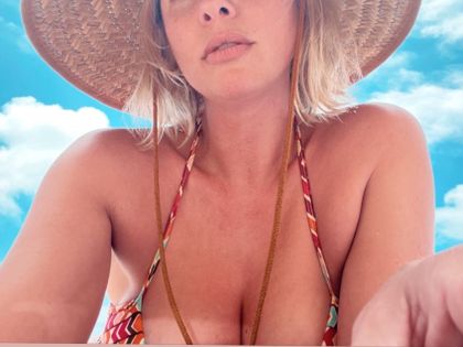 holli.sands OnlyFans picture