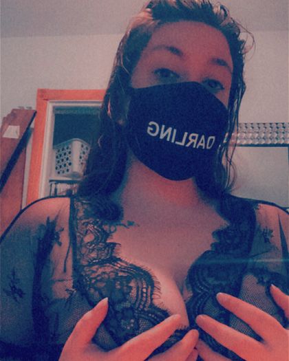 darlinggirl1998 OnlyFans picture