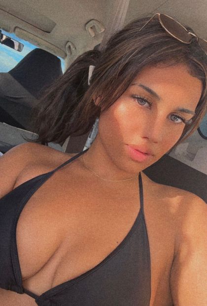 leahbeeah OnlyFans picture