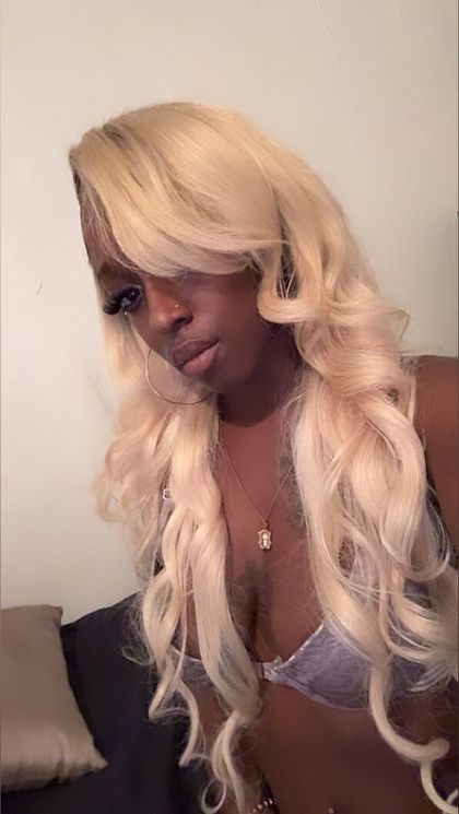 hotgirlmica OnlyFans picture