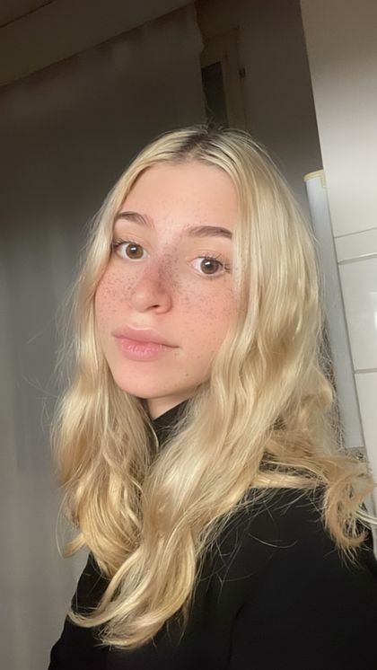 Best Hot Waifu Next Door OnlyFans Accounts FansMetrics