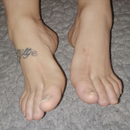 worship_my_pretty_feet OnlyFans picture