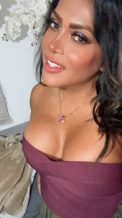 iris_puss4u2use OnlyFans picture