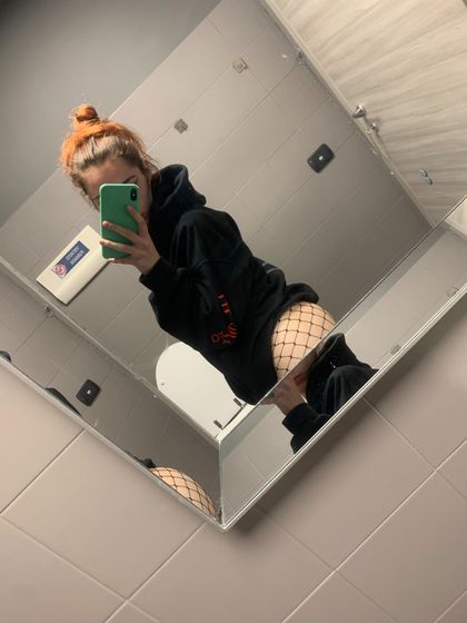 feesya OnlyFans picture