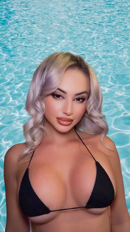 love_tessa OnlyFans picture