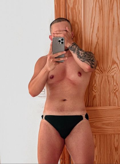 bondchristopherfree OnlyFans picture