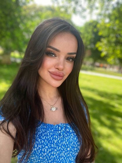 shine_caroline OnlyFans picture