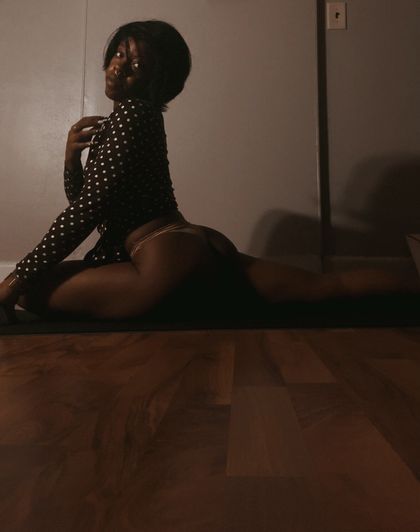 thesaturnssiren OnlyFans picture