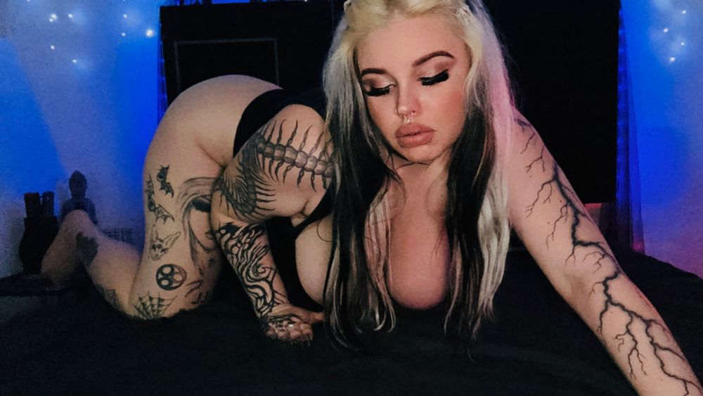 diabazmeg OnlyFans profile picture