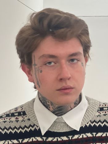 bentleyblaze OnlyFans - Free Trial - Photos - Socials | FansMetrics.com