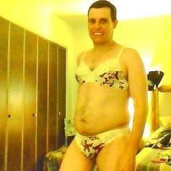 KinkyXdresser