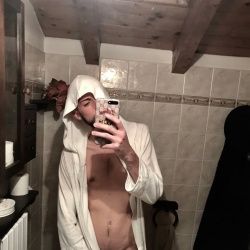 Best Andrew19 OnlyFans Accounts | FansMetrics.com