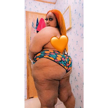 theyadoreee.honeydoll OnlyFans picture