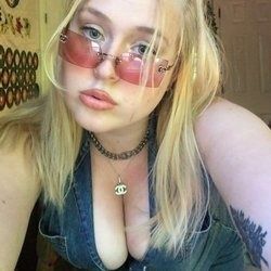 mollyroseof OnlyFans picture