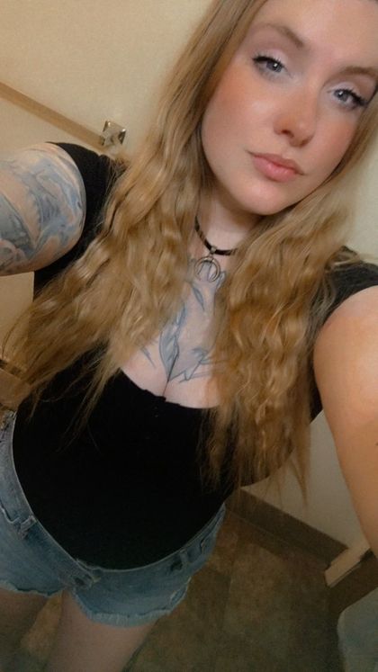 tresnak OnlyFans picture