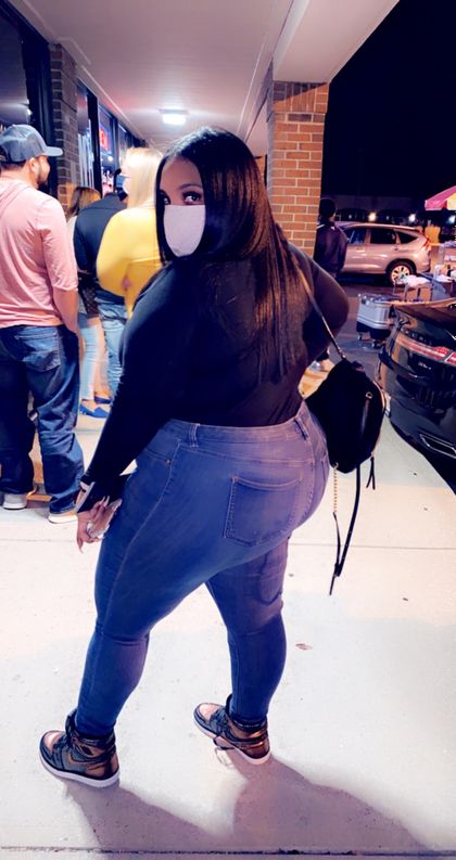 lanegra2323 OnlyFans picture