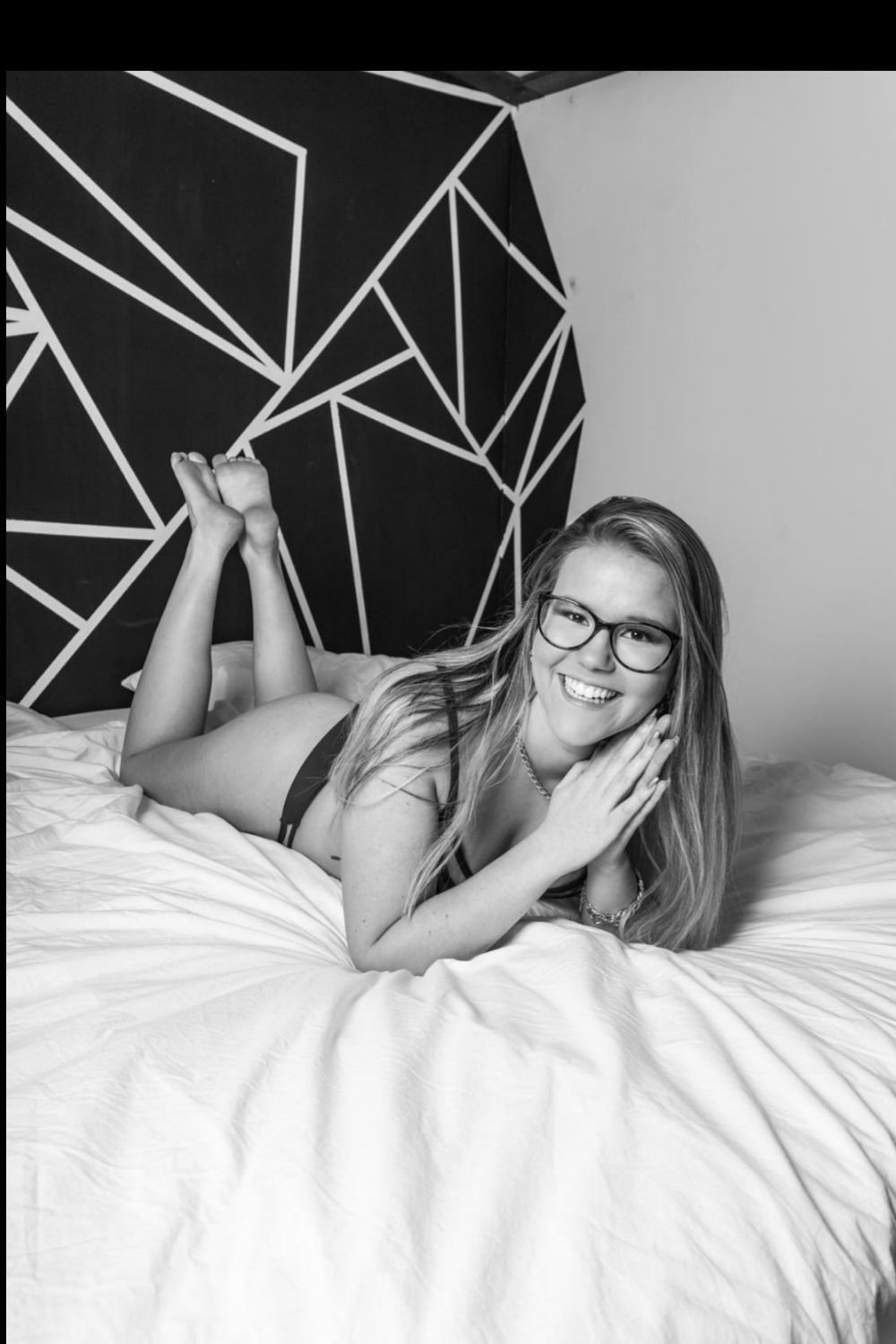 laurapix_999 OnlyFans profile picture