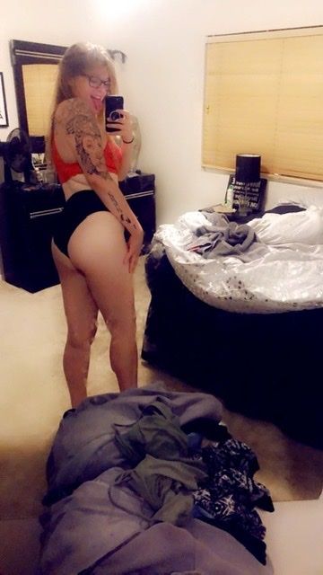 crookedsmile52 OnlyFans picture