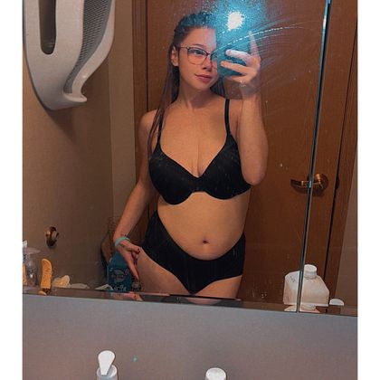 alexeverleigh OnlyFans picture