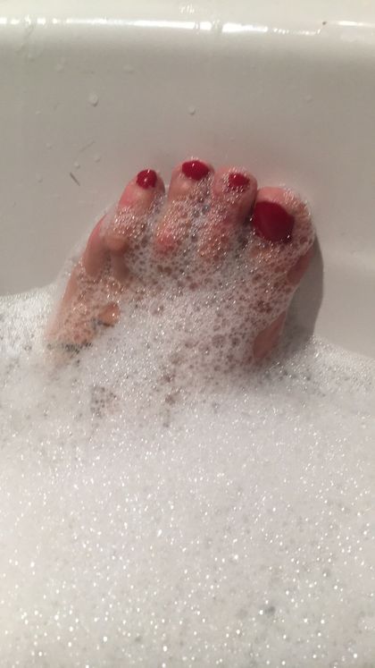 twinfeetin OnlyFans picture