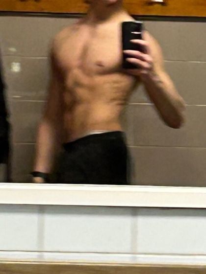 u550261422 OnlyFans picture