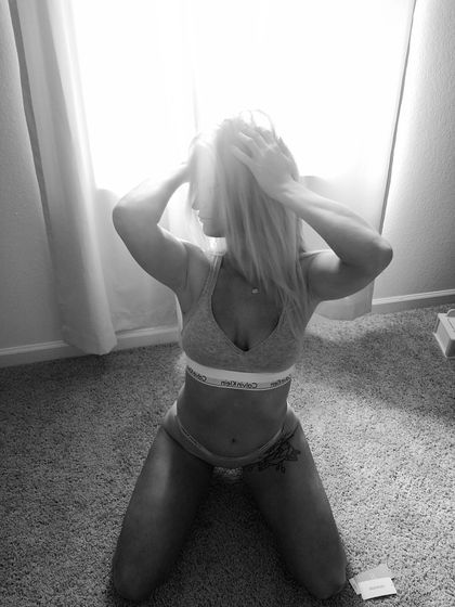 ashleygrayes OnlyFans picture