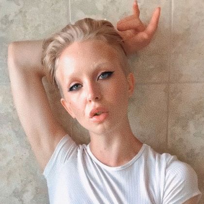 chelseathepalefree OnlyFans picture