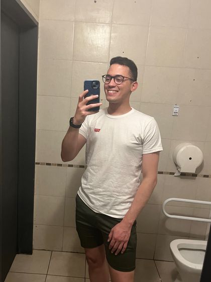 brunetteguy OnlyFans picture