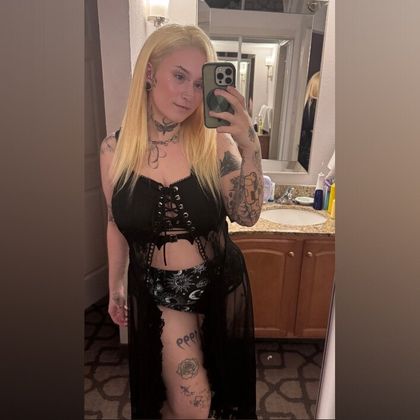 witchhbitchh99 OnlyFans picture