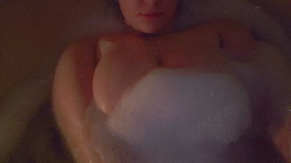 gamerjugs OnlyFans picture