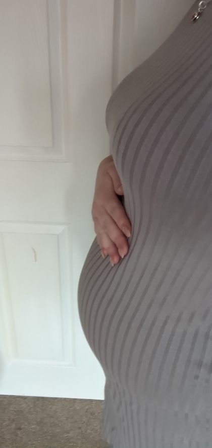 pregnantpixieee OnlyFans picture