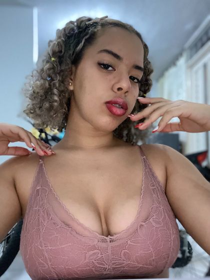 navawild OnlyFans picture