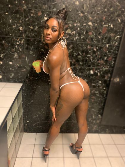 theeofficial_baddiee OnlyFans picture