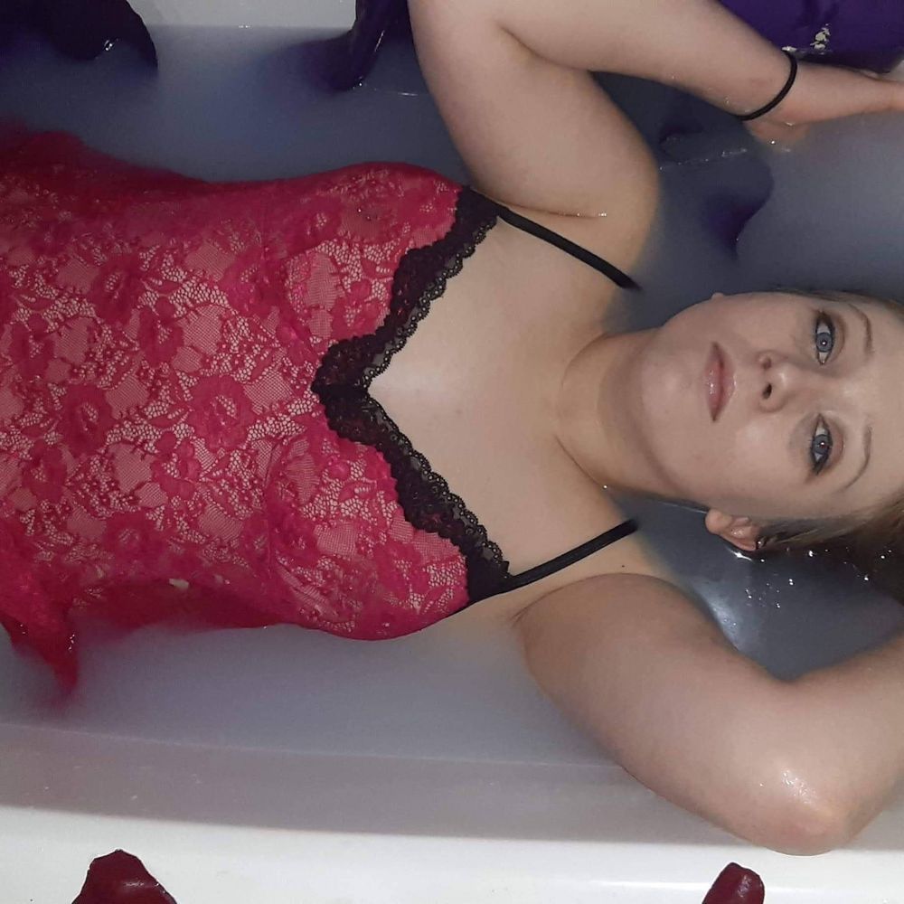 kinkybaby2023 OnlyFans - Free Trial - XXX Photos | FansMetrics.com
