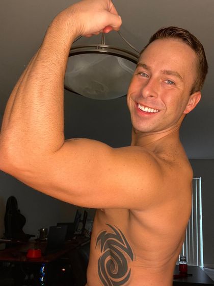 calvinswallows OnlyFans picture
