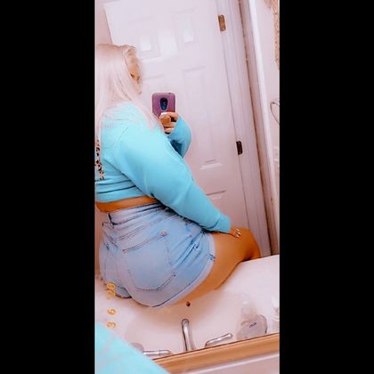 emmalu45 OnlyFans picture