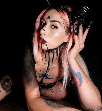 le_x.x.x OnlyFans picture