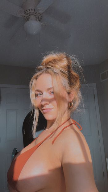 Zoe