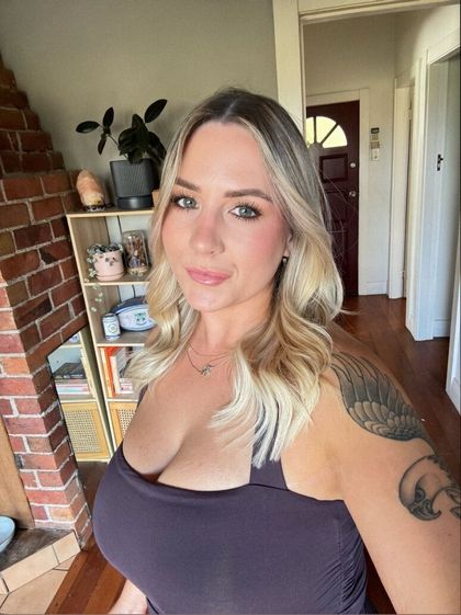 cheekyneeks OnlyFans picture