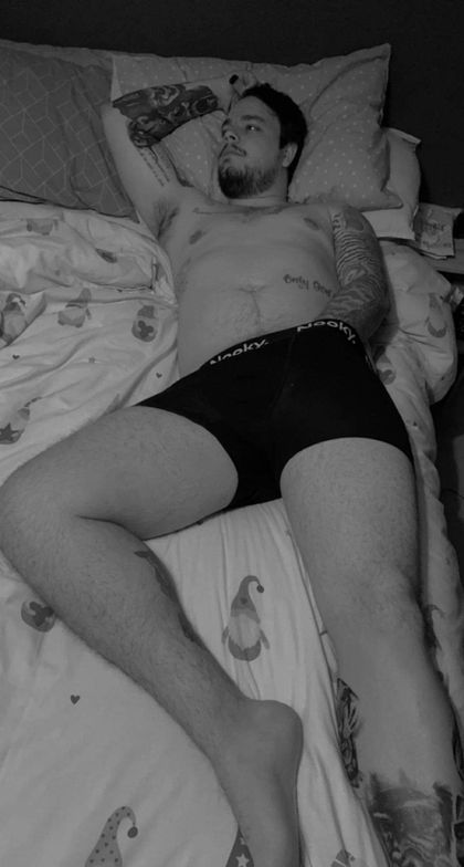 u222548460 OnlyFans picture