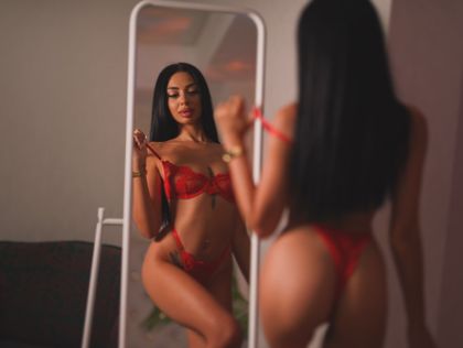 laviniavoicu OnlyFans picture