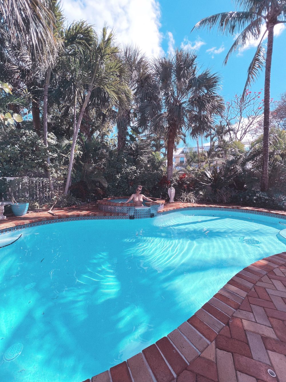 thebethfranks OnlyFans - Free Trial - XXX Photos | FansMetrics.com