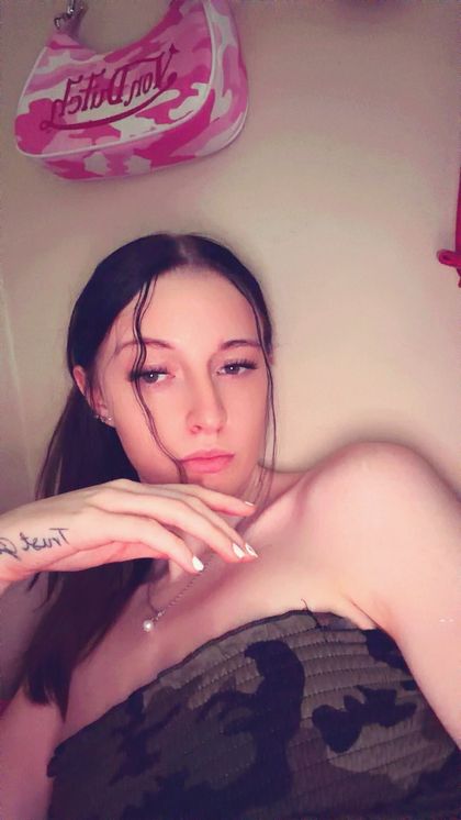 snowbunnykam21 OnlyFans picture
