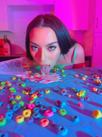 Brooke RATED #3 FREE PAGE ON ONLYFANS